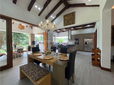 Casa de 4 alcobas en venta en Cabeceras, Rionegro, 430 m² · foto 15 de 17