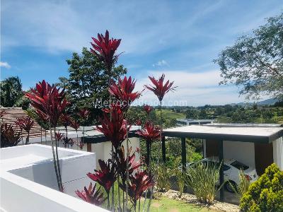 Casa de 4 alcobas en venta en Via San Antonio La Ceja, Rionegro · foto 2 de 20