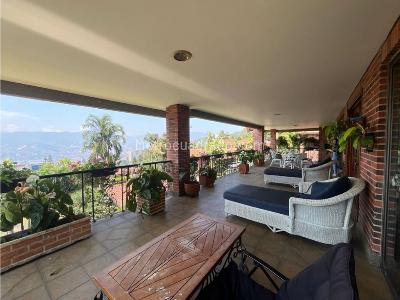 Casa de 4 alcobas en venta en Las Palmas, Medellín, 690 m² · foto 3 de 20
