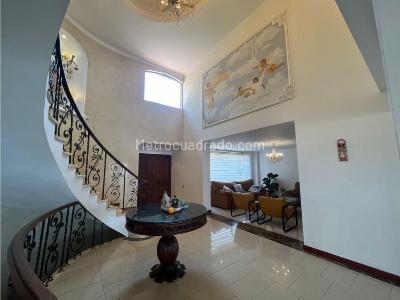 Casa de 4 alcobas en venta en Las Palmas, Medellín, 690 m² · foto 9 de 20