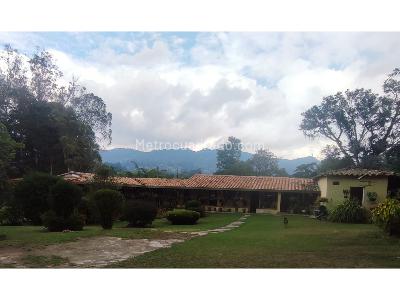 Casa de 5 alcobas en venta en El Tablazo, Rionegro, 240 m² · foto 3 de 20