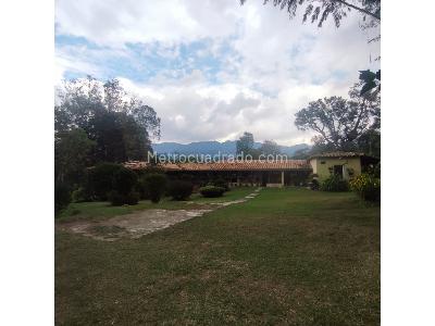 Casa de 5 alcobas en venta en El Tablazo, Rionegro, 240 m² · foto 4 de 20