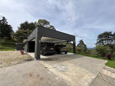 Casa de 3 alcobas en venta en Sajonia, Rionegro · foto 3 de 19