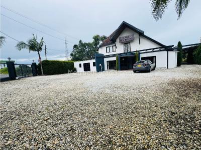 Casa de 4 alcobas en venta en Autopista Med Bog, Rionegro, 1464 m² · foto 3 de 20