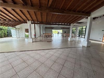 Casa de 4 alcobas en venta en Autopista Med Bog, Rionegro, 1464 m² · foto 5 de 20