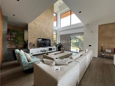 Casa de 4 alcobas en venta en Alto Palmas, Envigado, 750 m² · foto 6 de 20