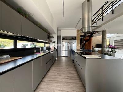 Casa de 4 alcobas en venta en Alto Palmas, Envigado, 750 m² · foto 9 de 20