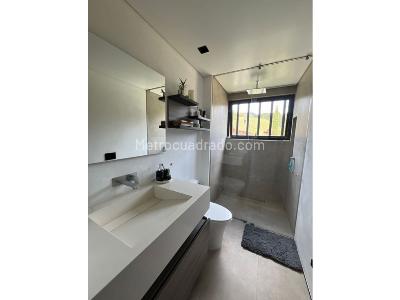 Casa de 4 alcobas en venta en Alto Palmas, Envigado, 750 m² · foto 19 de 20