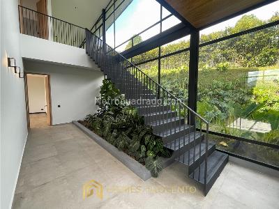 Casa de 3 alcobas en venta en Llanogrande, Rionegro, 450 m² · foto 4 de 20