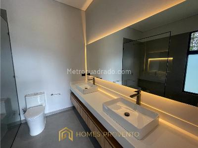 Casa de 3 alcobas en venta en Llanogrande, Rionegro, 450 m² · foto 10 de 20