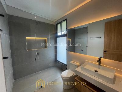 Casa de 3 alcobas en venta en Llanogrande, Rionegro, 450 m² · foto 15 de 20