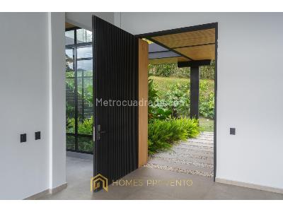 Casa de 3 alcobas en venta en Llanogrande, Rionegro, 450 m² · foto 18 de 20