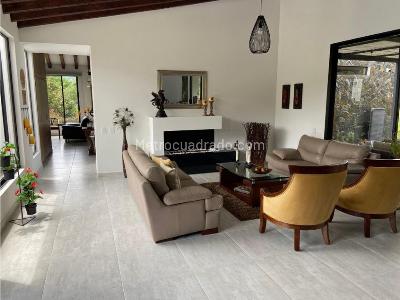Casa de 4 alcobas en venta en Via San Antonio La Ceja, Rionegro · foto 5 de 10