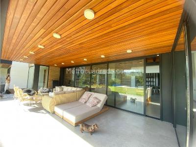 Casa de 4 alcobas en venta en Llanogrande, Rionegro · foto 8 de 13