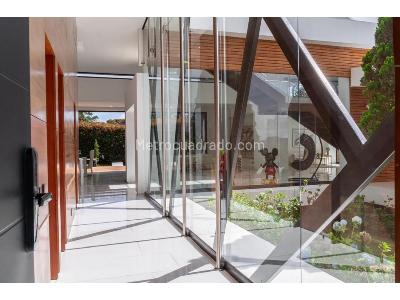 Casa de 4 alcobas en venta en Alto De Las Palmas, Medellín, 1900 m² · foto 7 de 13