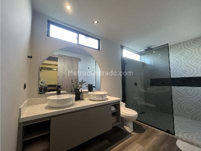 Casa de 4 alcobas en venta en Llanogrande, Rionegro, 1900 m² · foto 9 de 19