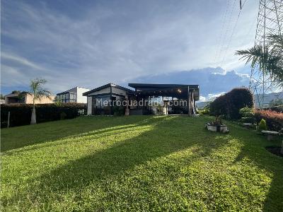 Casa de 4 alcobas en venta en Llanogrande, Rionegro, 1900 m² · foto 17 de 19