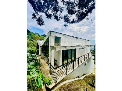 Casa de 4 alcobas en venta en El Escobero, Medellín · foto 7 de 20
