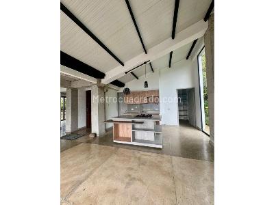 Casa de 4 alcobas en venta en El Escobero, Medellín · foto 12 de 20