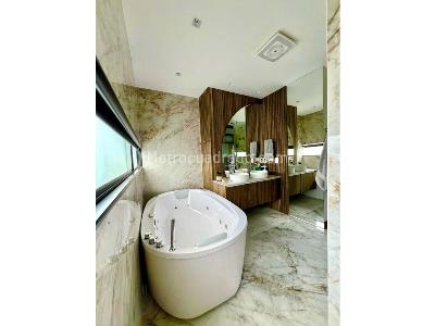 Apartamento en venta en El Poblado, Medellín · foto 19 de 20