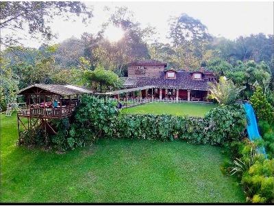 Casa de 5 alcobas en venta en Cabeceras, Rionegro · foto 3 de 20