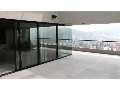 Apartamento de 4 alcobas en venta en El Poblado, Medellín, 800 m² · foto 13 de 20