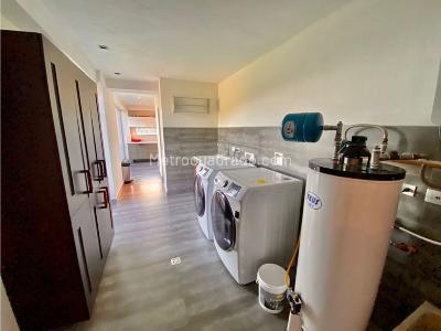 Casa de 5 alcobas en venta en Alto De Las Palmas, Medellín, 920 m² · foto 14 de 20