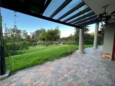 Casa de 5 alcobas en venta en Llanogrande, Rionegro, 1500 m² · foto 17 de 20