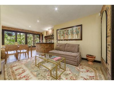 Casa de 4 alcobas en venta en El Escobero, Medellín · foto 6 de 18