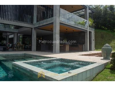Casa de 4 alcobas en venta en Las Palmas, Medellín · foto 4 de 20