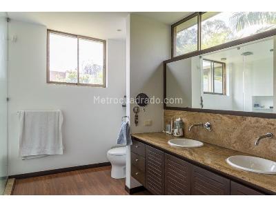Casa de 4 alcobas en venta en Sabaneta, Medellín, 1392 m² · foto 5 de 20