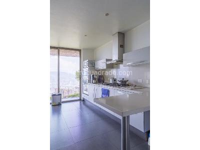 Casa de 4 alcobas en venta en Sabaneta, Medellín, 1392 m² · foto 13 de 20