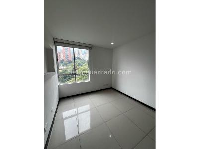 Apartamento de 3 alcobas en venta en El Poblado, Medellín, 117 m² · foto 15 de 20