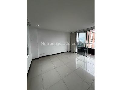 Apartamento de 3 alcobas en venta en El Poblado, Medellín, 117 m² · foto 19 de 20