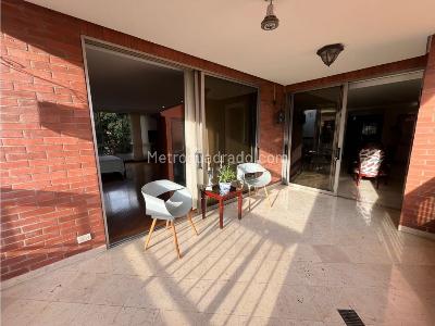 Apartamento de 4 alcobas en venta en El Poblado, Medellín, 410 m² · foto 3 de 20
