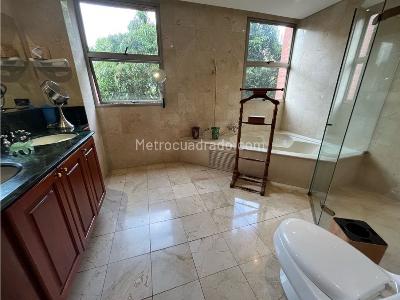 Apartamento de 4 alcobas en venta en El Poblado, Medellín, 410 m² · foto 12 de 20