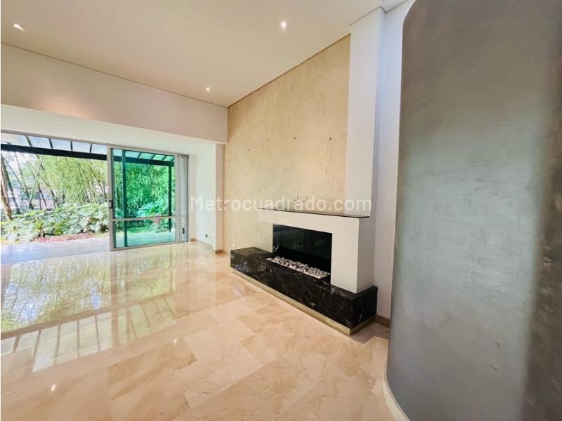 Casa Exclusiva de 3 Alcobas en Envigado - 9