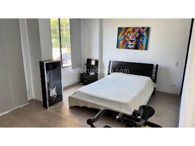 Casa de 5 alcobas en venta en San Jose, Sabaneta, 216 m² · foto 10 de 10