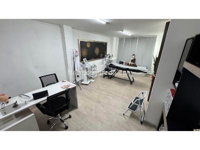 Casa de 5 alcobas en venta en San Jose, Sabaneta, 216 m² · foto 3 de 10