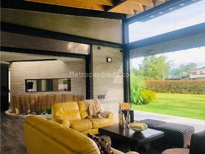 Casa de 5 alcobas en venta en Via Rionegro La Ceja, Rionegro · foto 3 de 20
