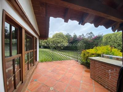 Casa de 5 alcobas en venta en Llanogrande, Rionegro · foto 4 de 10