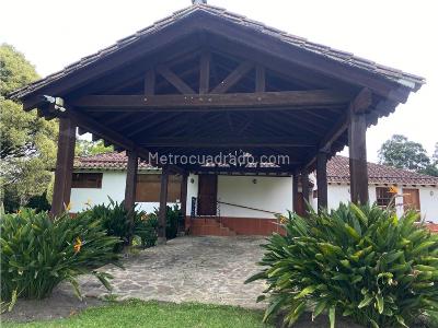 Casa de 5 alcobas en venta en Llanogrande, Rionegro · foto 9 de 10