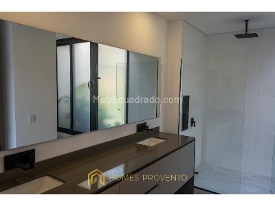 Casa de 3 alcobas en venta en Sajonia, Rionegro, 329 m² · foto 15 de 16