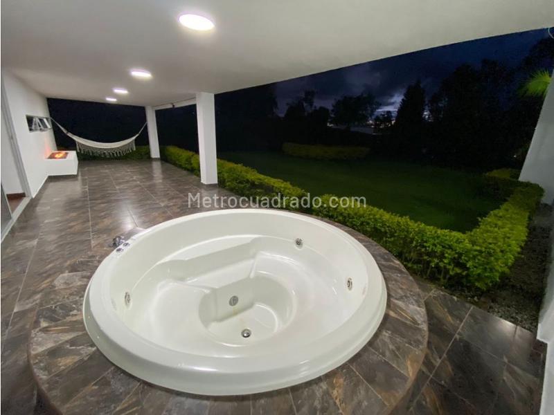 Casa en Arriendo, Llanogrande, Rionegro - 4