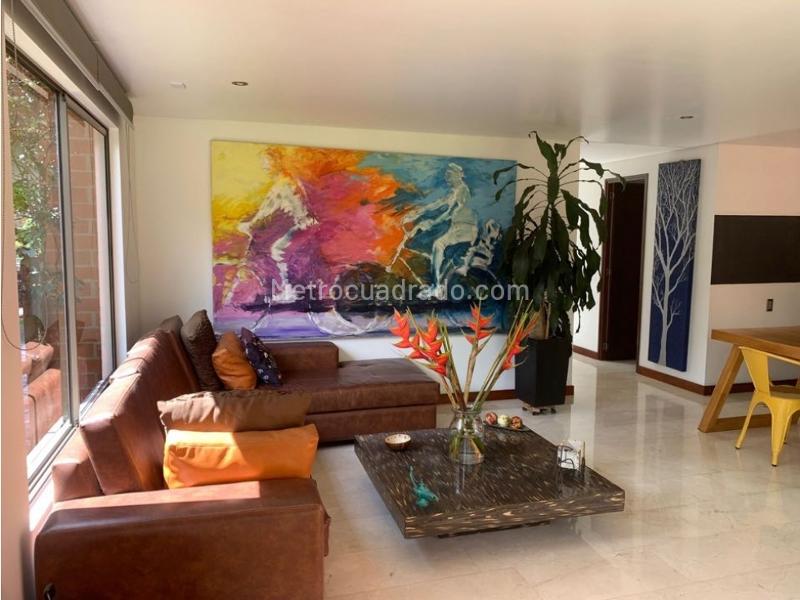Elegant 3BR House in Envigado - 3