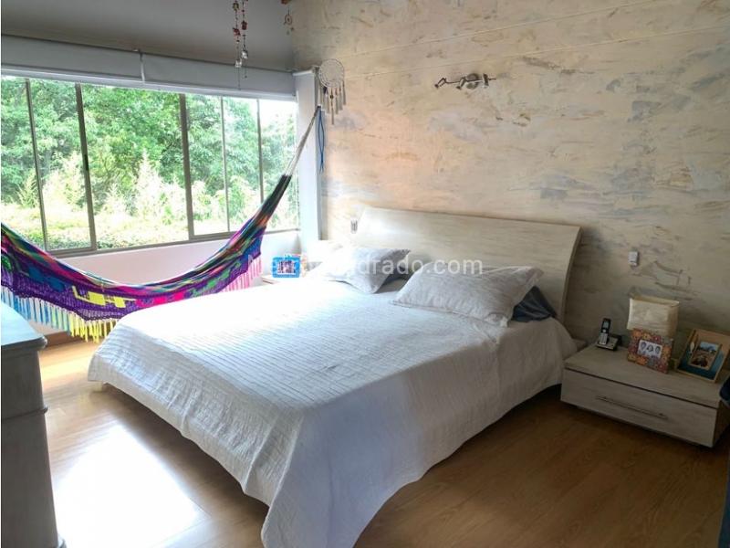 Elegant 3BR House in Envigado - 6