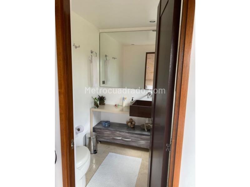 Elegant 3BR House in Envigado - 8