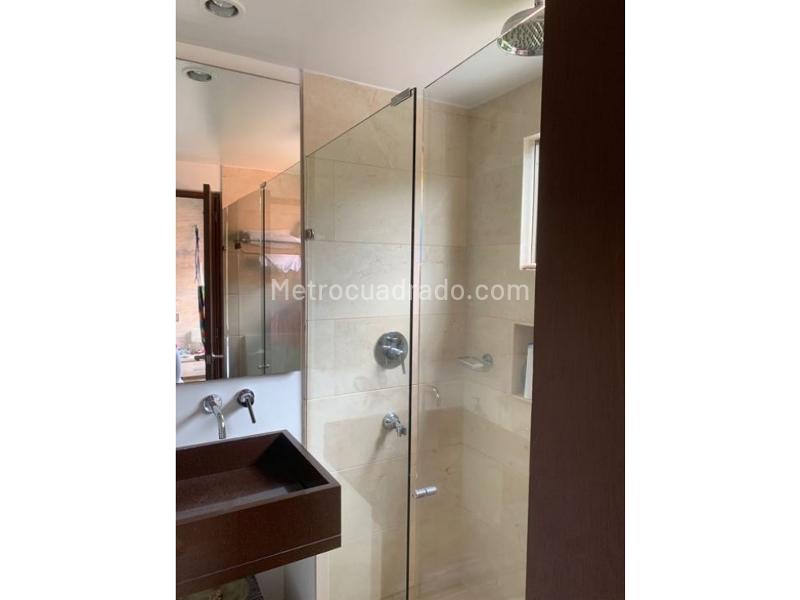 Elegant 3BR House in Envigado - 9