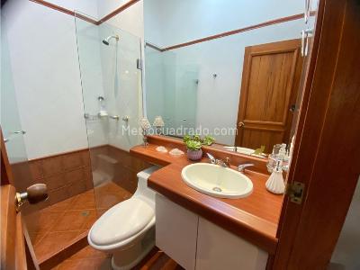 Casa de 4 alcobas en arriendo en Pontezuela, Rionegro, 500 m² · foto 13 de 19
