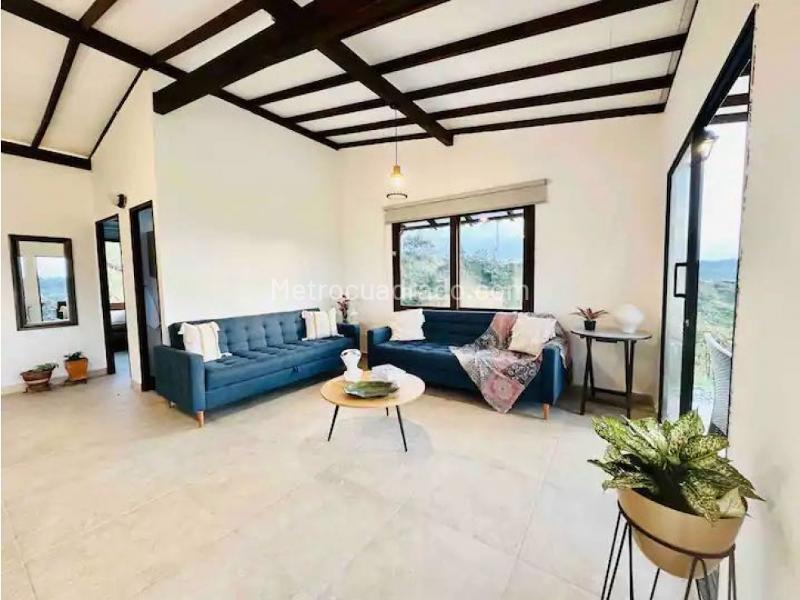 Casa tradicional de 3 habitaciones con vista a las montañas en Guatapé - 4